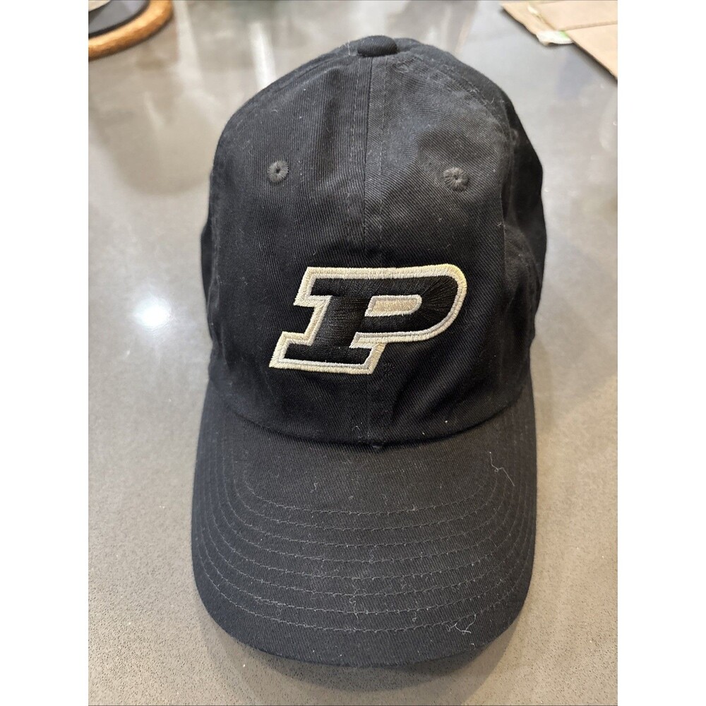 Purdue Boilermakers Nike Club Cap M/L Men's Strapback Hat Black P Embroidered